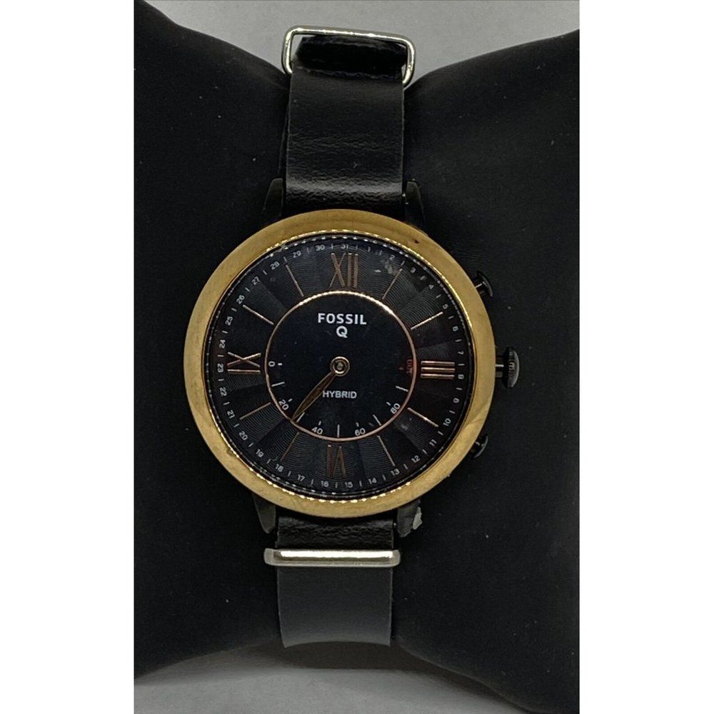 Fossil FTW5030 Women's Black Leather Analog Black